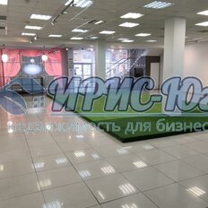 220 м², торговое помещение - изображение 2