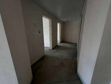 Купить трехкомнатную квартиру с дизайнерским ремонтом в Смоленском районе - изображение 34