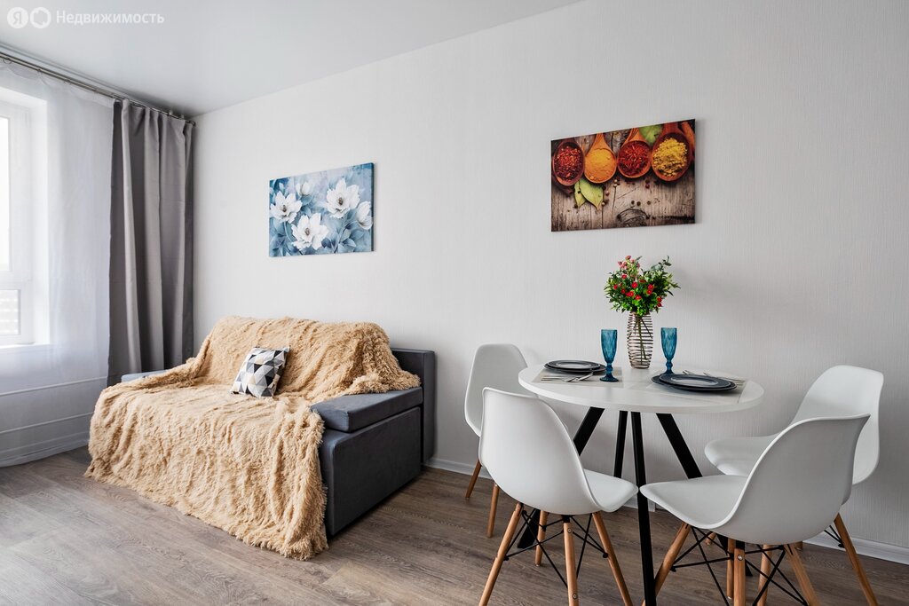 Снять (посуточно) 1-комнатную квартиру 36 м² по адресу деревня ...