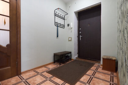 57 м², 2-комнатная квартира 2 500 ₽ в сутки - изображение 66