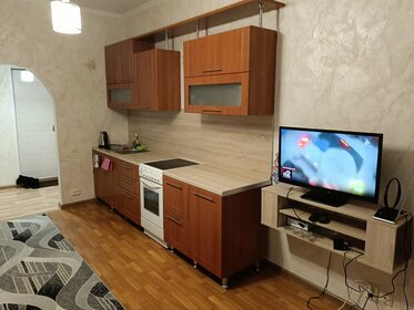 55 м², 1-комнатная квартира 2 500 ₽ в сутки - изображение 34