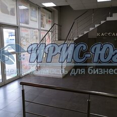 220 м², торговое помещение - изображение 4