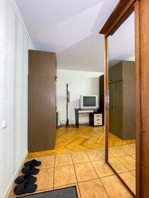 49,3 м², 2-комнатная квартира 2 600 ₽ в сутки - изображение 60