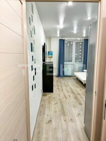 Купить двухкомнатную квартиру с раздельным санузлом и в новостройке в Шушарах - изображение 39