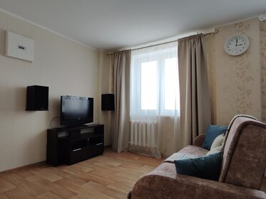 84 м², 2-комнатная квартира 3 500 ₽ в сутки - изображение 88