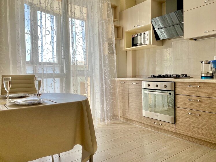 82 м², 2-комнатная квартира 3 000 ₽ в сутки - изображение 81