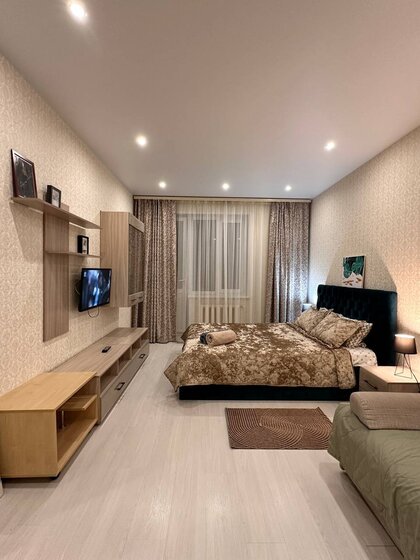 66 м², 2-комнатная квартира 3 000 ₽ в сутки - изображение 59