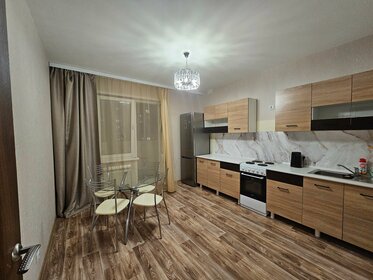 42 м², 1-комнатная квартира 2 300 ₽ в сутки - изображение 45