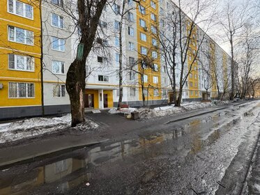 Купить квартиру маленькую у метро Приморская (зеленая ветка) в Санкт-Петербурге и ЛО - изображение 23