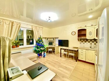 56 м², 2-комнатная квартира 2 890 ₽ в сутки - изображение 46