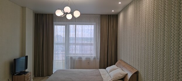 48 м², 1-комнатная квартира 2 200 ₽ в сутки - изображение 54
