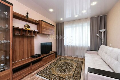 45 м², 1-комнатная квартира 2 200 ₽ в сутки - изображение 81