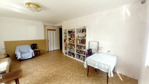Купить однокомнатную квартиру площадью 130 кв.м. в Новосибирске - изображение 40