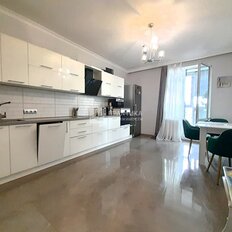 Квартира 71,3 м², 2-комнатная - изображение 2