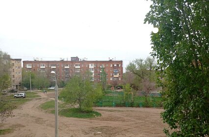 Купить однокомнатную квартиру без отделки или требует ремонта в Мурманской области - изображение 5