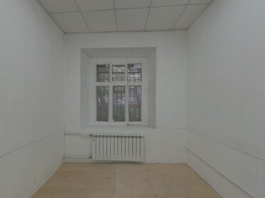 Купить двухкомнатную квартиру с высокими потолками на улице Лётная в Москве - изображение 4