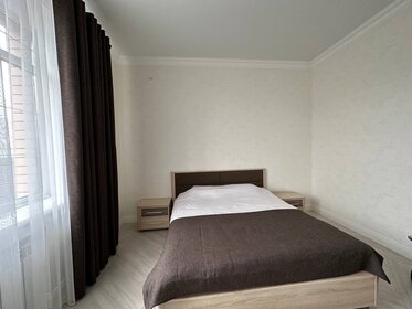 44 м², 1-комнатная квартира 2 300 ₽ в сутки - изображение 82