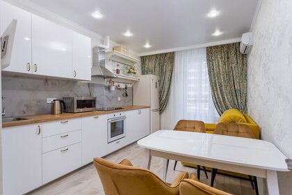 60 м², 2-комнатная квартира 3 500 ₽ в сутки - изображение 64