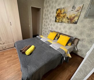 55 м², 2-комнатная квартира 1 900 ₽ в сутки - изображение 98