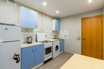 40 м², 1-комнатная квартира 2 200 ₽ в сутки - изображение 33