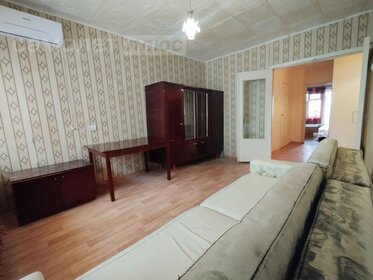Купить трехкомнатную квартиру с балконом в округе Свердловский в Иркутске - изображение 3