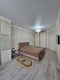 Купить трехкомнатную квартиру рядом с рекой в районе Приморский в Санкт-Петербурге и ЛО - изображение 1