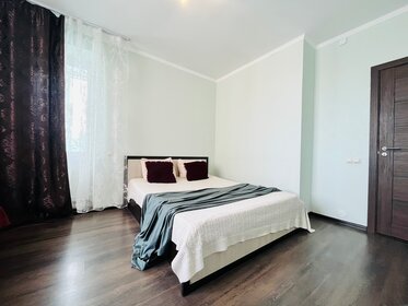 72 м², 2-комнатная квартира 2 000 ₽ в сутки - изображение 34