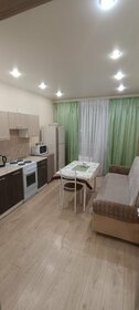 45 м², 1-комнатная квартира 2 490 ₽ в сутки - изображение 53