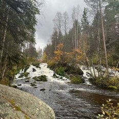 дом + 9 соток, участок - изображение 1