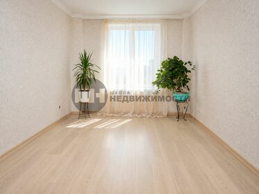 3-комн. кв., Приморская
