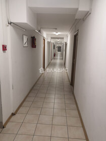 46 м², 1-комнатная квартира 3 200 ₽ в сутки - изображение 34