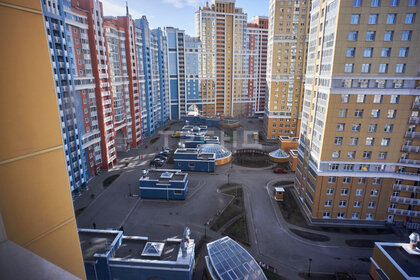 Купить трехкомнатную квартиру с балконом в Липецке - изображение 42