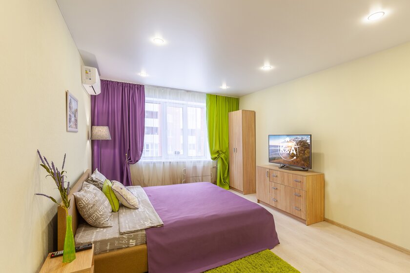 51,1 м², 2-комнатная квартира 2 400 ₽ в сутки - изображение 57