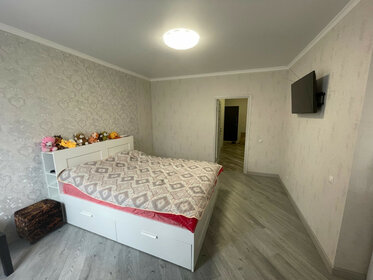 Купить трехкомнатную квартиру в многоэтажном доме в районе Октябрьский в Новосибирске - изображение 22
