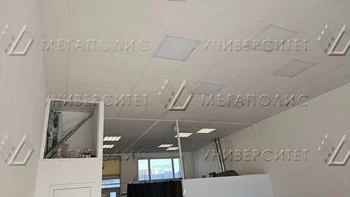 17,6 м², торговое помещение 45 003 ₽ в месяц - изображение 37