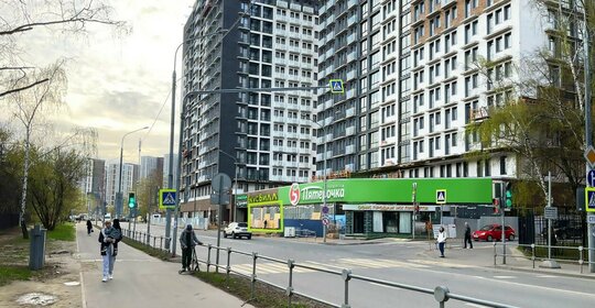 Купить квартиру на вторичном рынке на улице Нагатинская набережная в Москве - изображение 1