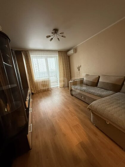 40 м², 1-комнатная квартира 2 400 ₽ в сутки - изображение 12