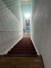 Купить квартиру с высокими потолками и с лоджией в Старооскольском городском округе - изображение 20