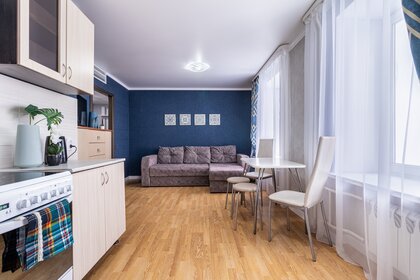 70 м², 3-комнатная квартира 2 500 ₽ в сутки - изображение 69