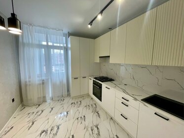 Купить однокомнатную квартиру в новостройке и с ремонтом в Колпино - изображение 36
