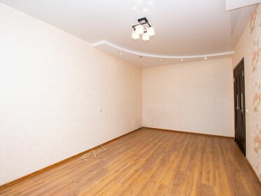 Купить трехкомнатную квартиру без посредников в районе Восточный в Сургуте - изображение 2