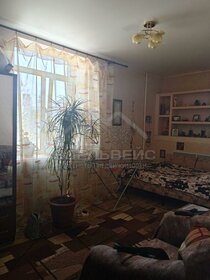 Купить трехкомнатную квартиру площадью 100 кв.м. у метро Московская (синяя ветка) в Санкт-Петербурге и ЛО - изображение 25