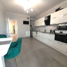 Квартира 71,3 м², 2-комнатная - изображение 1
