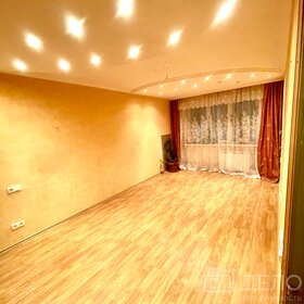 Купить двухкомнатную квартиру с высокими потолками у метро Спортивная (фиолетовая ветка) в Санкт-Петербурге и ЛО - изображение 28