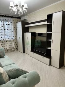 Купить квартиру с раздельным санузлом и с дизайнерским ремонтом в Городском округе Новоалтайск - изображение 45