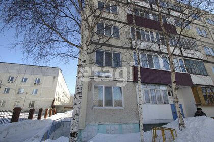 Купить двухкомнатную квартиру рядом с рекой в районе Центральный в Сургуте - изображение 10