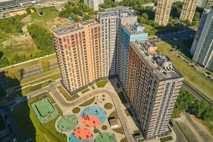 Купить квартиру с высокими потолками на улице Пятницкое шоссе в Москве - изображение 30