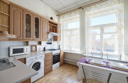 60 м², 2-комнатная квартира 3 990 ₽ в сутки - изображение 62