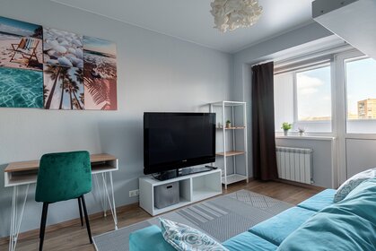 50,4 м², 2-комнатная квартира 3 200 ₽ в сутки - изображение 104