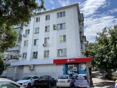 65 м², 3-комнатная квартира 6 500 ₽ в сутки - изображение 61